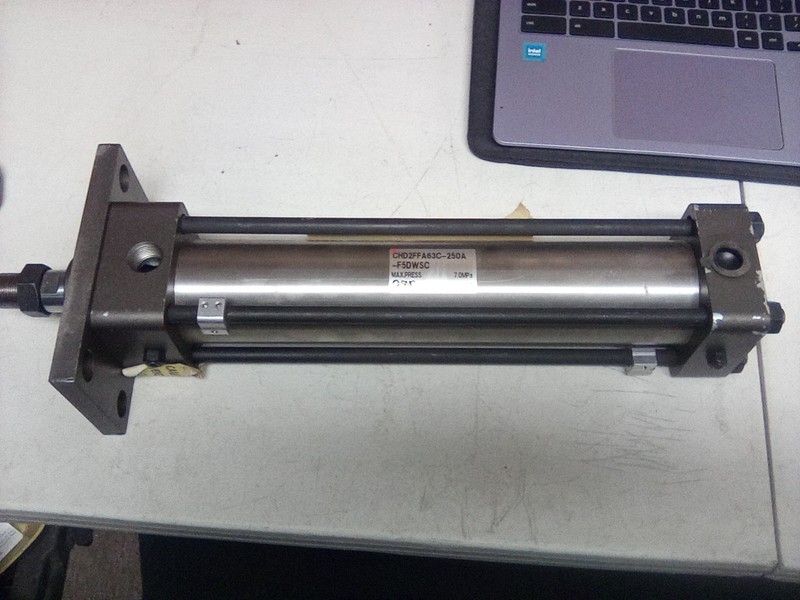 SMC CHD2FFA63C-F5DWSC Hydraulic Cylinder