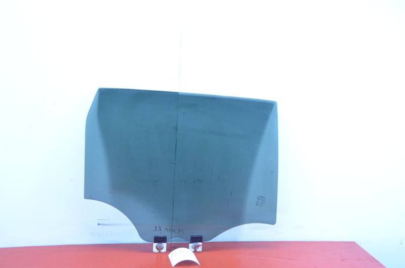 14-20 JEEP CHEROKEE REAR RIGHT PASSENGER SIDE DOOR WINDOW GLASS OEM