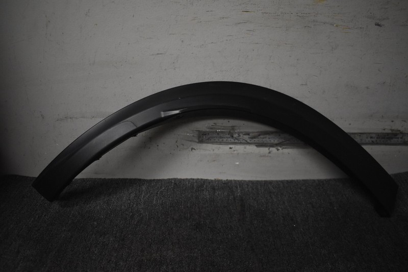 2019-2021 INFINITI QX50 REAR RIGHT SIDE MOLDING FACTORY OEM