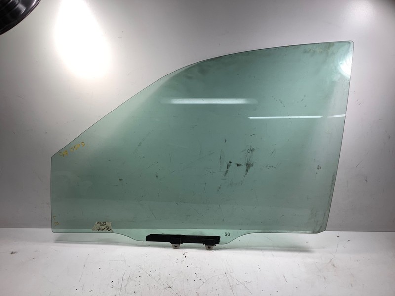 99-04 Honda Odyssey Left Front Door Glass OEM