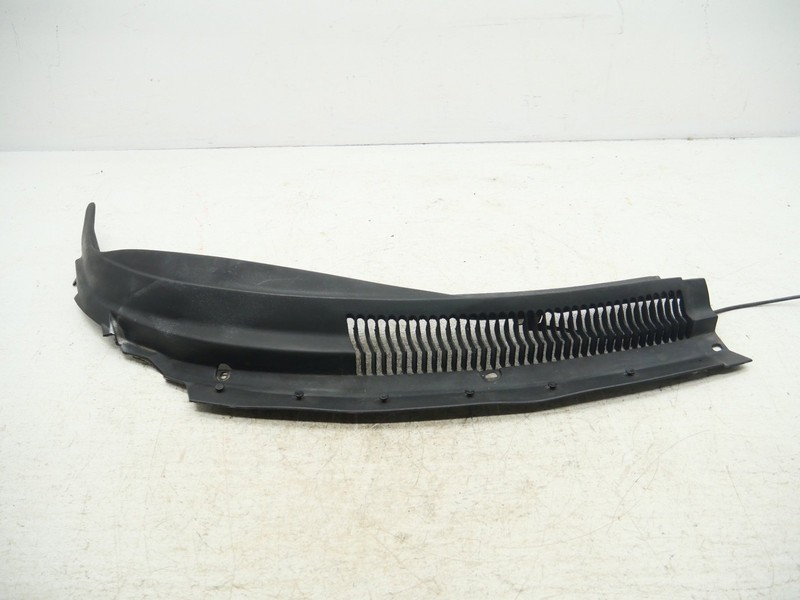 2002 Chevrolet Camaro Windshield Cowl Vent Cover RH 10272342 OEM