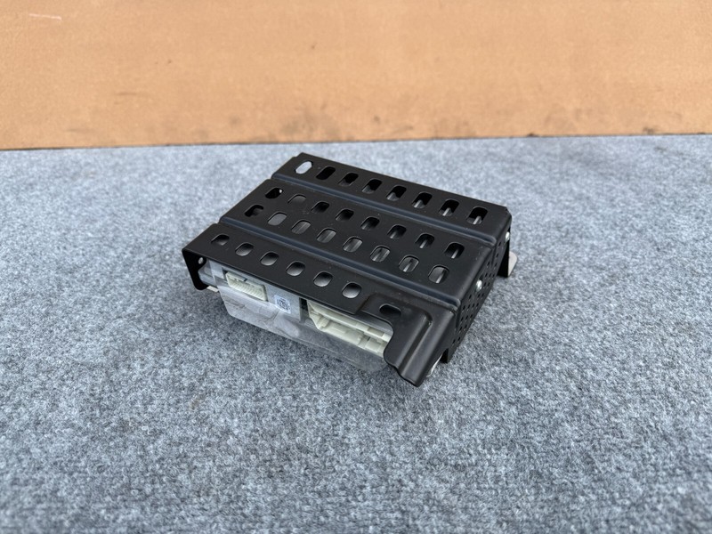 SUBARU WRX 2022-2025 OEM HARMAN KARDON AMPLIFIER RADIO AUDIO SYSTEM ASSEMBLY