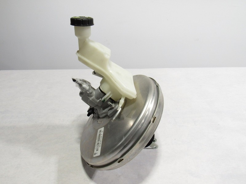 19-23 Mercedes A35 V177 2021 Power Brake Booster Master Cylinder Reservoir :A