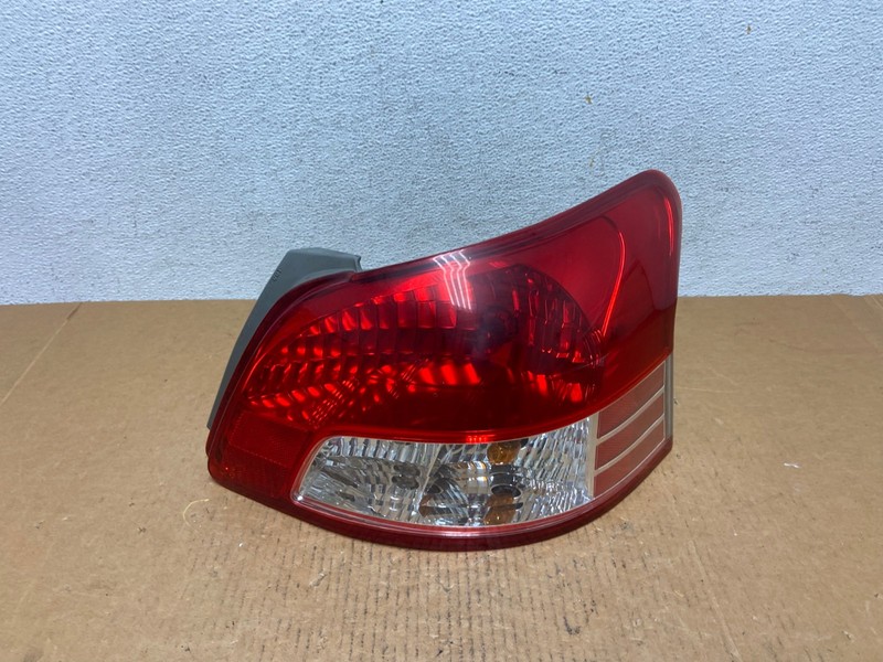 2007 to 2012 Toyota Yaris Hatchback Right Passenger RH Side Tail Light AD9317 LK