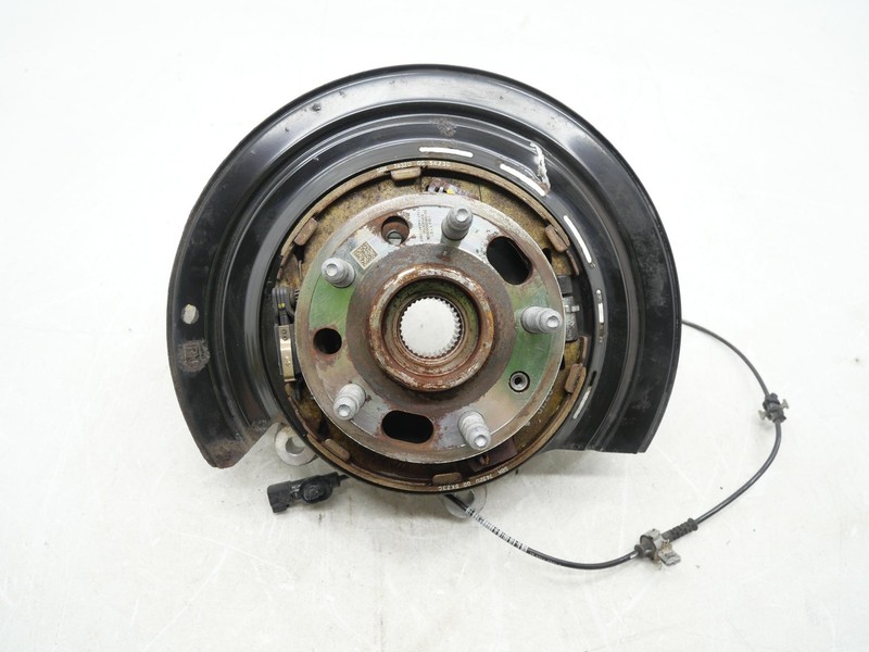 Used Rear Passenger Right Spindle Knuckle Hub 2016-2024 Chevy Camaro SS 6.2L OEM