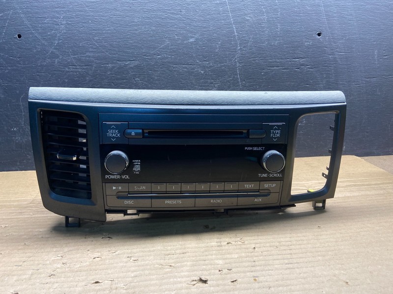 2011 to 2014 Toyota Sienna AM FM CD Mp3 Radio Receiver Oem ae4521 DG