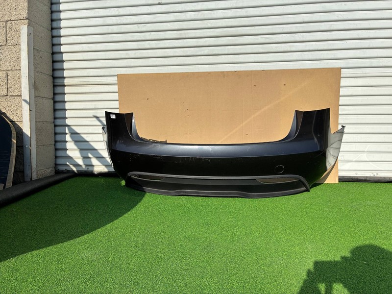 ✅ 24 Tesla Model 3 Rear Bumper Fascia Cover Assembly Gray 1789900-00-A w/dent