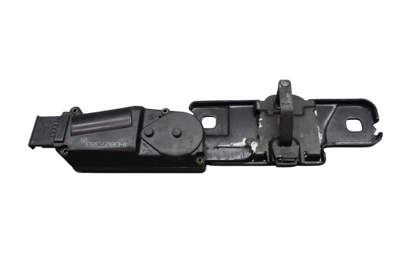 12-18 Audi A7 Rear Trunk Lid Latch Lock Actuator Striker Plate 4H0827383 OEM