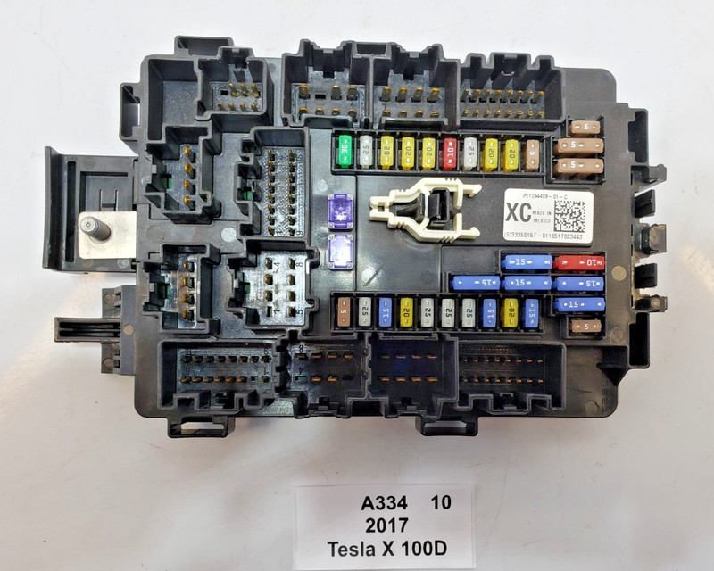 ✅ 2016-2020 OEM Tesla Model X Front Junction Cabin Fuse Box Relay Control
