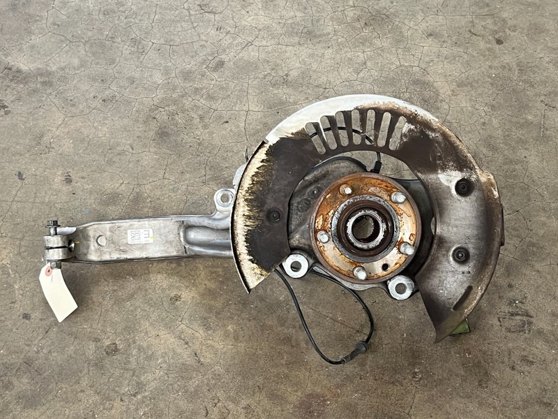 ⭐2017-2020 JAGUAR F-PACE FRONT RIGHT PASS SIDE SPINDLE KNUCKLE HUB OEM LOT2521