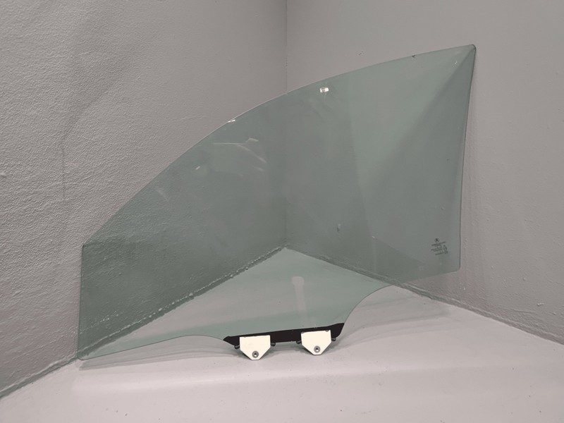 2014-2020 Acura MDX Front Right Passenger Door Window Black Glass OEM