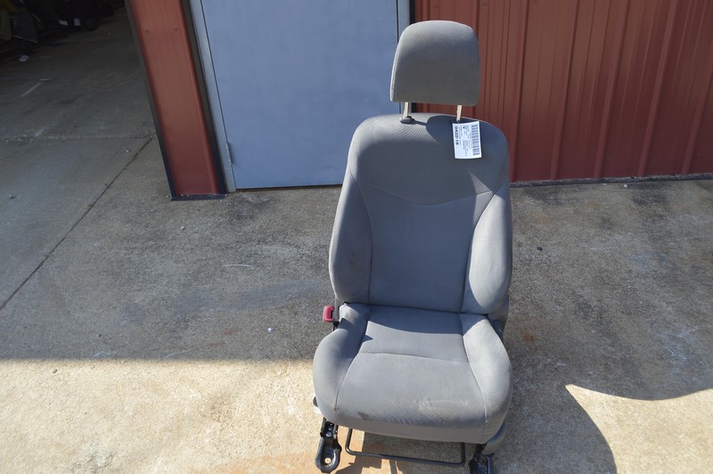 2010-2011 TOYOTA PRIUS FRONT LEFT DRIVER SIDE SEAT CLOTH GRAY COMPLETE OEM