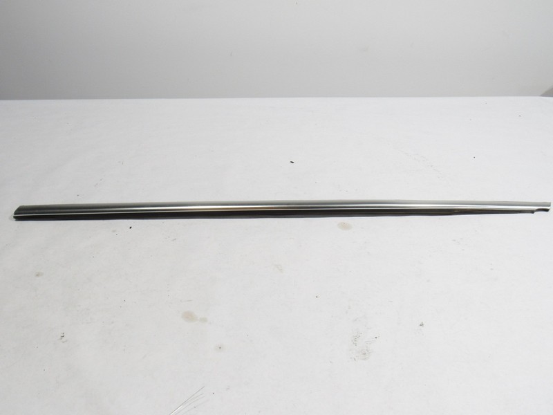 17-19 Alfa Romeo Stelvio 2019 Front Left Driver Door Belt Molding Trim ;:M