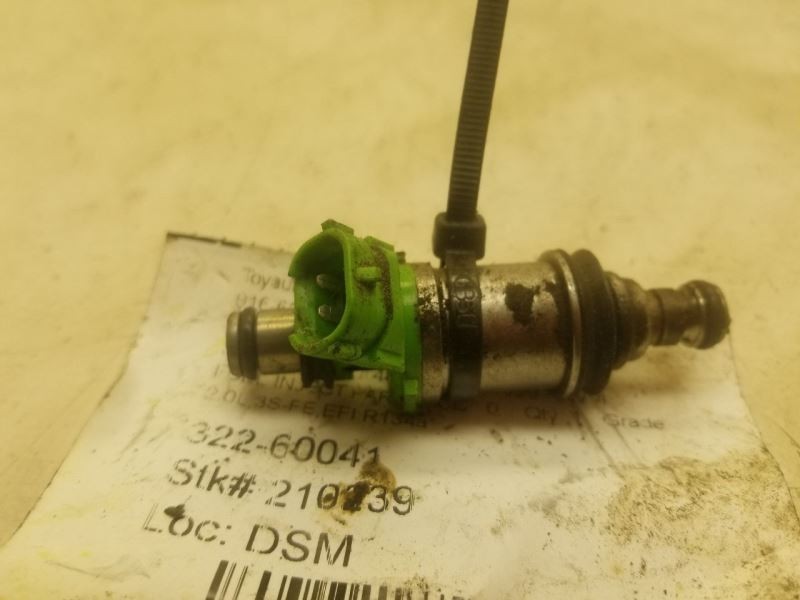 1999 TOYOTA RAV 4 2.0L FUEL INJECTOR
