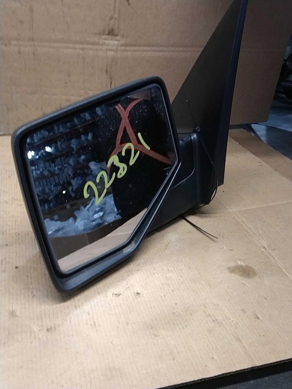 Used Left Door Mirror fits: 2010 Ford Explorer Power folding black textured cove