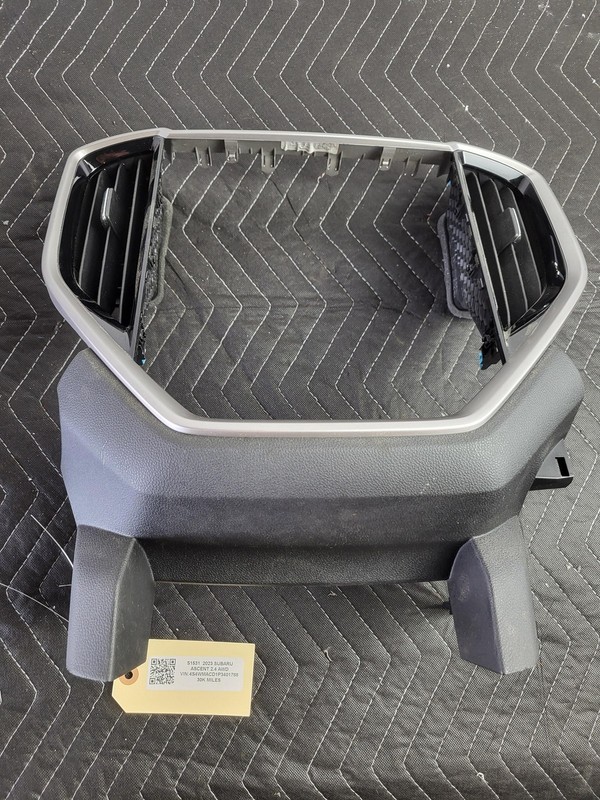Used Oem Subaru Dash Display Screen Bezel & Air Vents for 2023-2025 Ascent