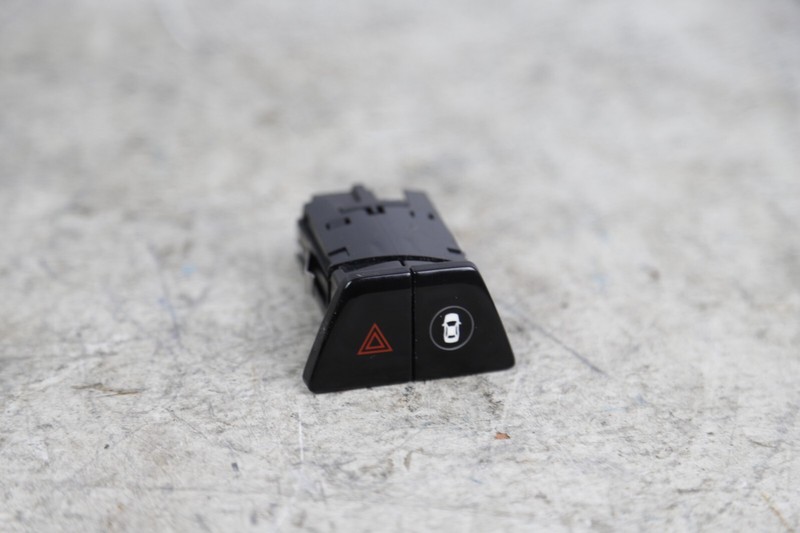BMW 5/7 Series G30 G11 G12 Dash Hazard Warning Push Button OEM Switches