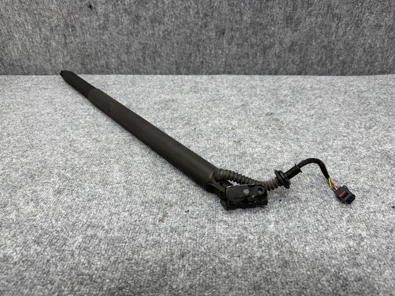 GENESIS GV70 22-26 OEM LEFT DRIVER TRUNK LIFTGATE TAILGATE ELECTRIC SHOCK STRUT