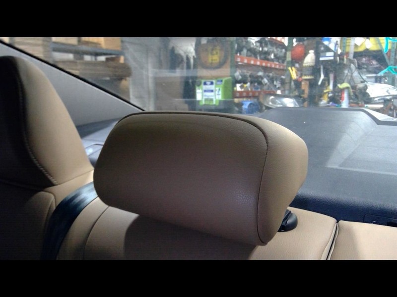 JETTA 2019 Rear Center Headrest Beige 1707350
