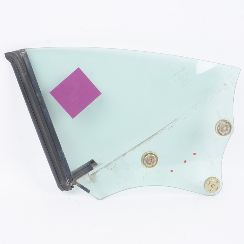 2002 - 2010 LEXUS SC430 Z40 REAR LEFT PASSENGER SIDE DOOR QUARTER WINDOW GLASS