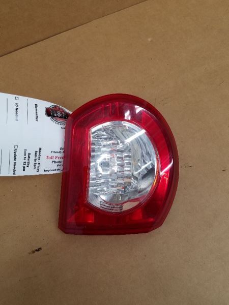 Driver Left Tail Light Lid Mounted Fits 09-12 TRAVERSE 257574