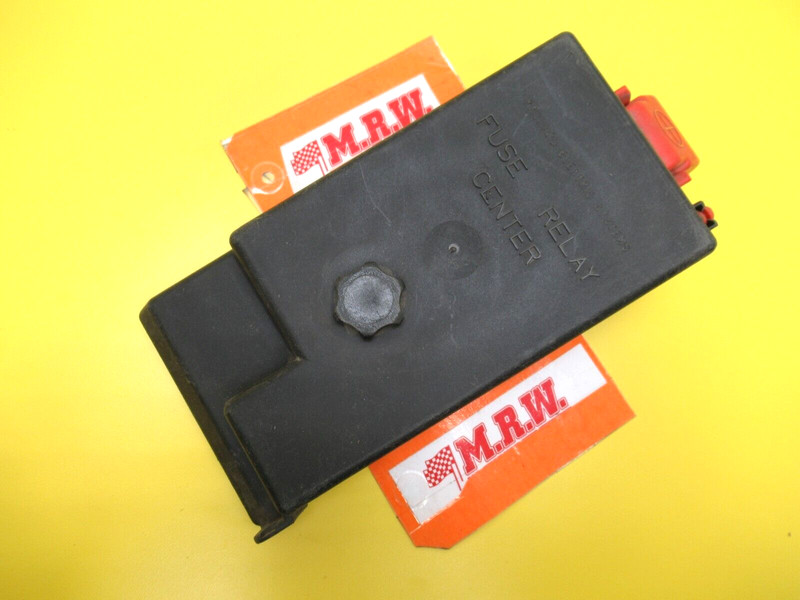 FUSE BOX LID TOP COVER SWITCH RELAY PANEL WIRE MAIN 98 99 00 01 02 OLDS INTRIGUE