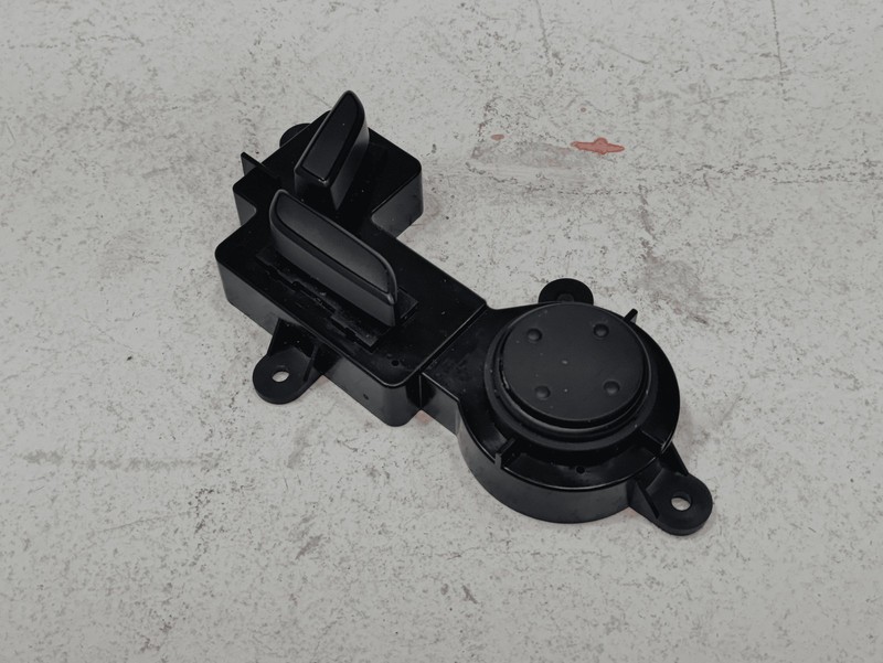 2016-2020 TESLA MODEL S FRONT RIGHT PASSENGER SEAT ADJUSTMENT CONTROL SWITCH OEM
