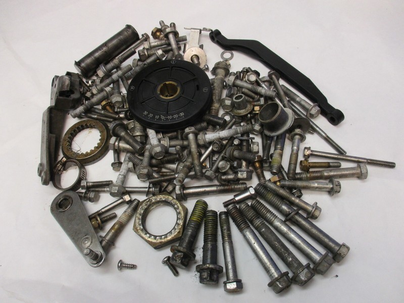 340761 OMC OUtboard Trunnion Block 90-175HP 1990+ Misc Screws, Bolts, Hardware