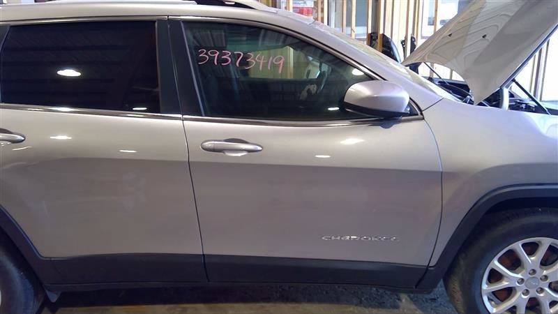 Passenger Front Door Electric Tempered Glass Fits 14-18 CHEROKEE 3307438