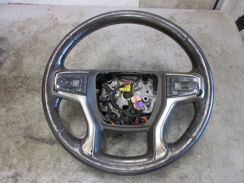 2019 Chevy Silverado OEM Dark Atmosphere Steering Wheel Cocoa w/ Buttons