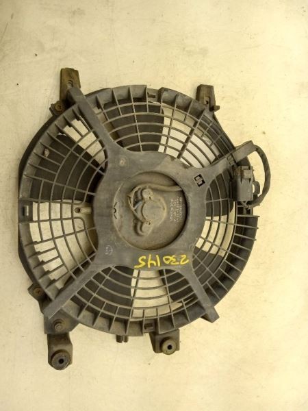 93-95 TOYOTA COROLLA DX 1.8L FWD AT RADIATOR FAN ASSEMBLY