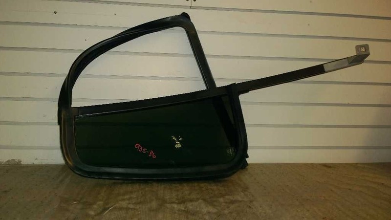 03 EXPLORER 4.0 AT 4DR LEFT DRIVER SIDE VENT GLASS OEM935-36