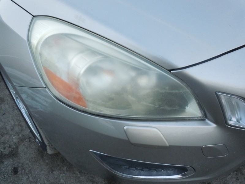 2011-2013 Volvo S60 Halogen Headlight Passenger Right