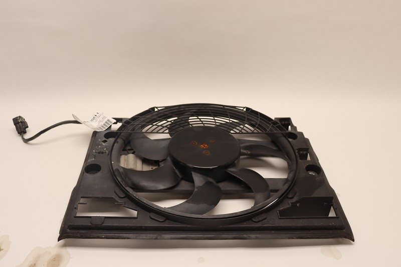 2001-2006 BMW 330I 3.0L ENGINE RADIATOR COOLING FAN CLUTCH MOTOR OEM