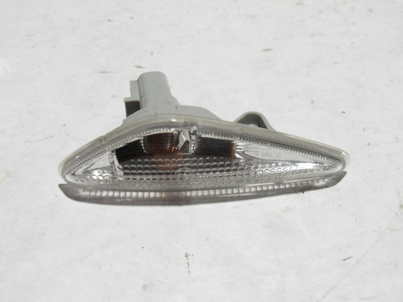 Fiat 124 Spider 2018 Front Right Passenger Fender Turn Signal Light Lamp 15-20 *