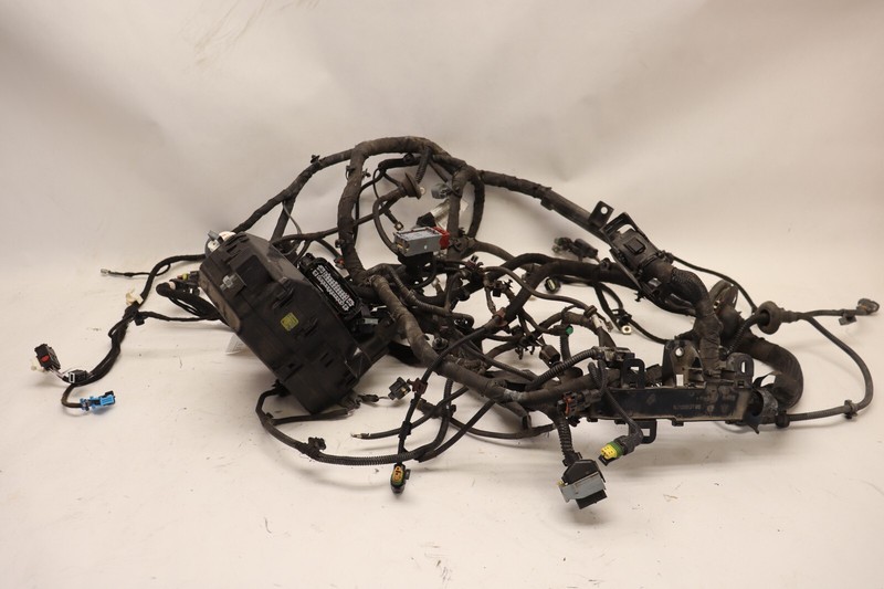 2014-2016 MASERATI QUATTROPORTE GTS 3.8L ENGINE BAY WIRE HARNESS W/ FUSE BOX OEM