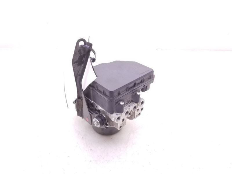 Anti-Lock Brake Part Actuator And Pump Assembly RWD Fits 16 LEXUS IS200T