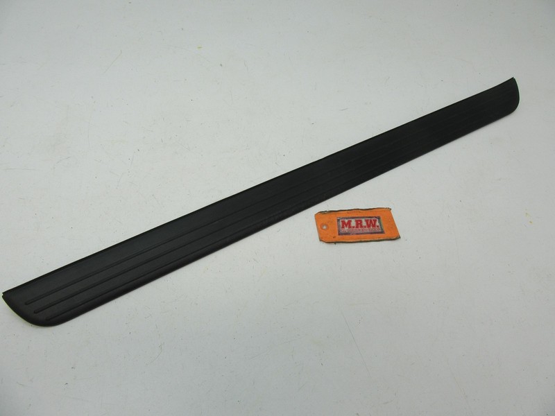 CONVERTIBLE COUPE LEFT DOOR PANEL STEP PLATE ROCKER SIDE SKIRT SCUFF LH DRIVER L
