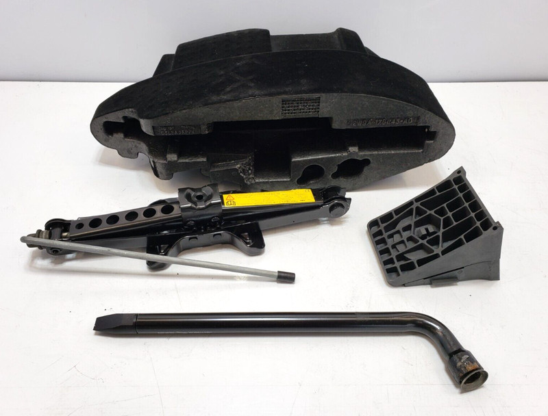 ✅ 04-09 OEM Jaguar XJ8 XJR Emergency Spare Tire Jack Tool Kit NOTE*