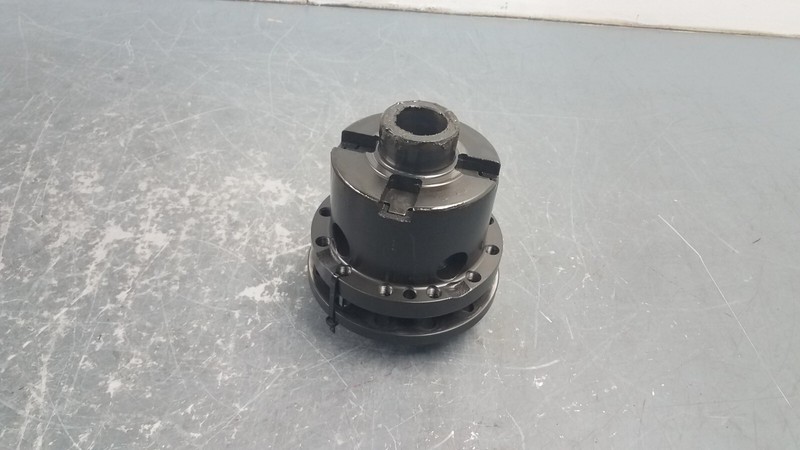 Lamborghini GallardoOEM Rear Differential Carrier #7635 B5