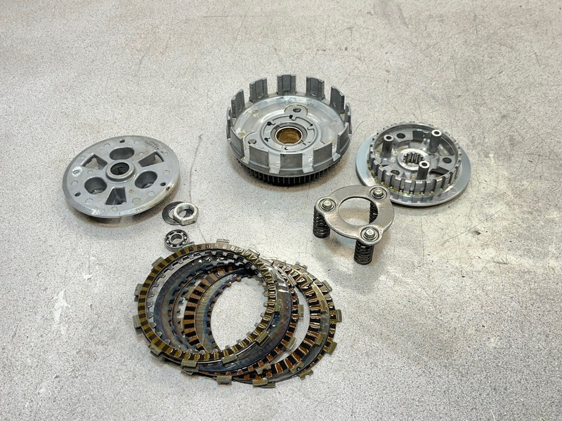 2015 Kawasaki EX 300 Ninja Engine Motor Clutch Assembly Basket Hub Plates EX300