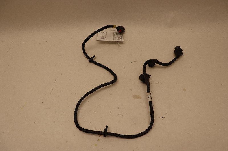 2016-2018 CHEVY SILVERADO 1500 REAR LEFT TAIL LIGHT LAMP WIRING HARNESS OEM