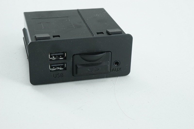 MAZDA 3 Transceiver Synch Control Module USB SD Card OEM 2014 - 2018