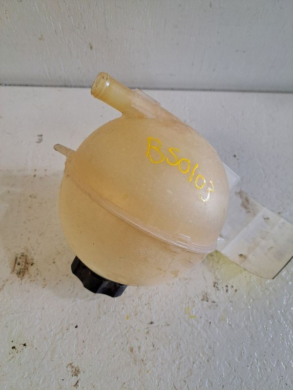 Coolant Reservoir Fits 16-23 MALIBU 3466397