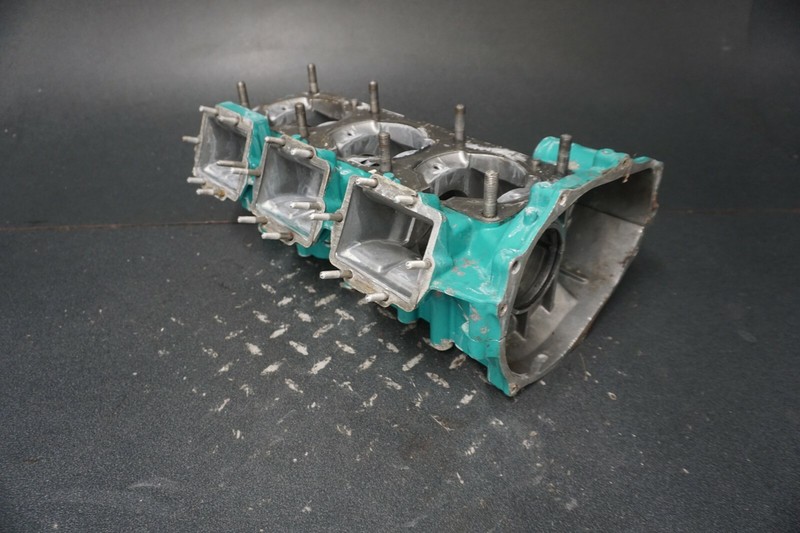 1998-2000 Kawasaki ZXi 1100PWC Jetski OEM Engine Crankcase Set Ass'y