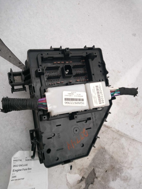 2012 BUICK ENCLAVE OEM Fuse Box Blue 3.6L 105K Miles Warranty NJ25-27744-706843