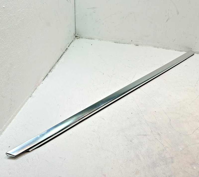 Right Pass Front Door Window Belt Molding Trim Mercedes W222 S550 2014-2017 OEM