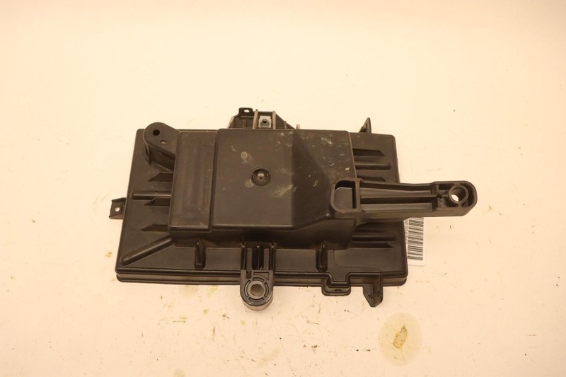 2011-2020 DODGE GRAND CARAVAN BATTERY TRAY HOLDER SUPPORT PLATE OEM