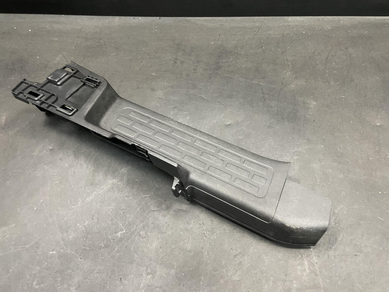 Rear Left Door Sill Scuff Plate 2019 Honda Pilot LX 84261-TG7-A01ZA 2016-2021