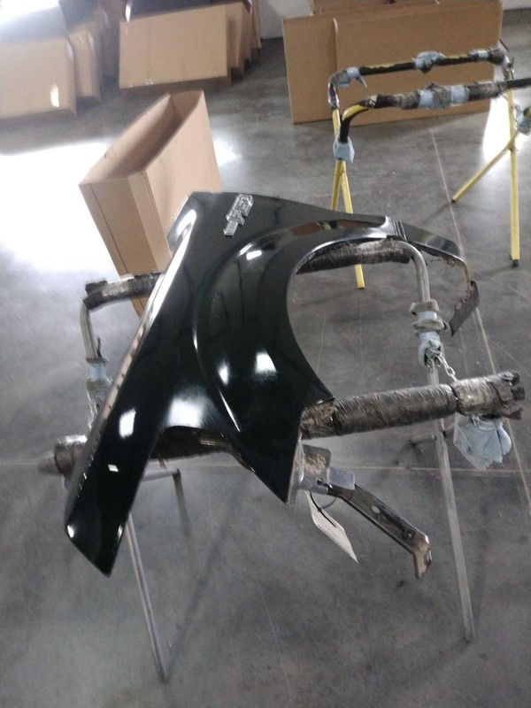 2013 Ford F150 Left Fender Black Used - Missing Support Clips - 180463